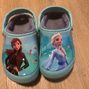 Toddler frozen crocs